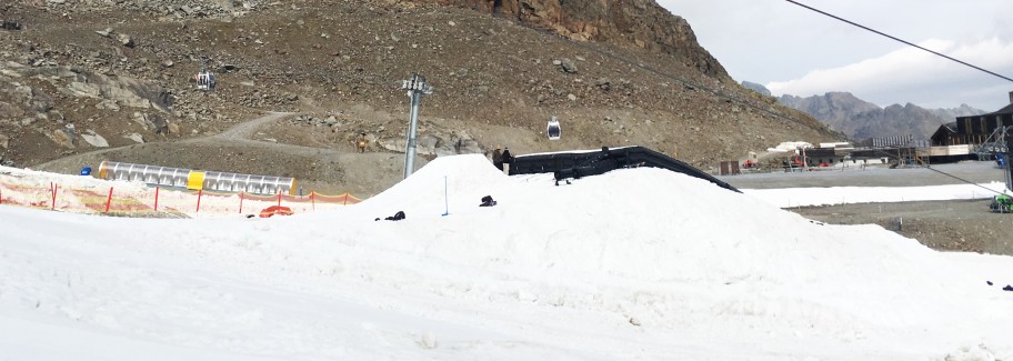 Airbag Training Trip for Hemel Snowboarders